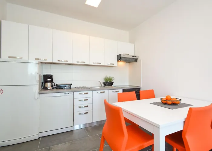 Sea By Interhome Medulin