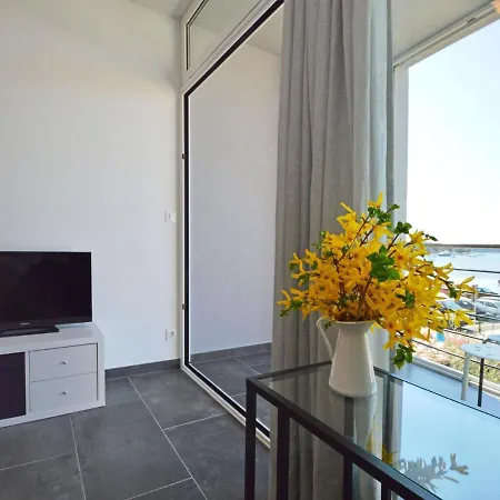 Sea By Interhome Medulin